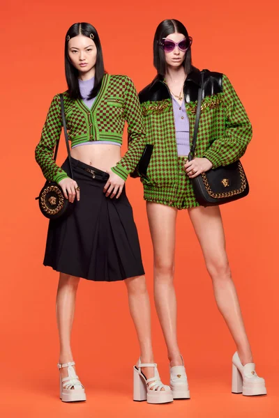 Look 5